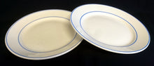 Lade das Bild in den Galerie-Viewer, 2er Set SPEISETELLER - Keramik / Steingut, 2faches Linien Dekor
