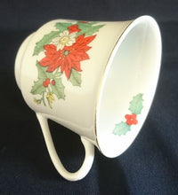 Lade das Bild in den Galerie-Viewer, 3er KAFFEEGEDECK - Porzellan, Advents Weihnachtsstern Flora Blatt Blätter Goldrand Dekor
