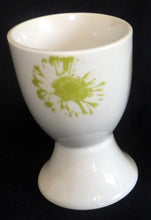 Lade das Bild in den Galerie-Viewer, 2er Set EIERBECHER - Porzellan, Farbklecks- / Fleck Dekor
