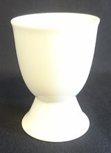 Lade das Bild in den Galerie-Viewer, 2er Set EIERBECHER - Porzellan, Klassisches Gastronomie Einfärbiges Motiv Form Dekor
