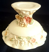 Lade das Bild in den Galerie-Viewer, 2er Set EISDESSERT BECHER - Keramik / Steingut, Jugendstil Blumen Blüten Strauß Flora Relief Design Dekor
