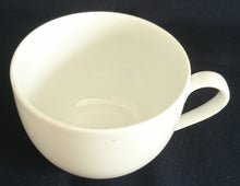 Lade das Bild in den Galerie-Viewer, KAFFEETASSE - Porzellan, Gastronomisches Einfärbiges Motiv Dekor

