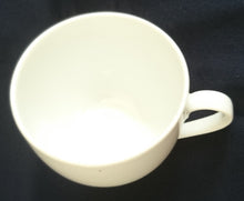 Lade das Bild in den Galerie-Viewer, KAFFEETASSE - Porzellan, Gastronomisches Einfärbiges Motiv Dekor
