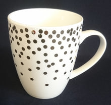 Lade das Bild in den Galerie-Viewer, KAFFEETASSE - Porzellan, Kreise Punkte Dekor
