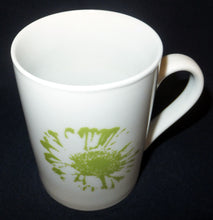 Lade das Bild in den Galerie-Viewer, KAFFEETASSE - Porzellan, Farbklecks- / Fleck Dekor
