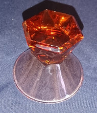 Lade das Bild in den Galerie-Viewer, GETRÄNKEGLAS - Hartglas, Diamandförmiger Smaragd Standfuß Einfärbiges Schimmerndes Dekor
