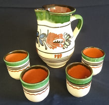 Lade das Bild in den Galerie-Viewer, 5 Teiliges GETRÄNKESERVICE - Keramik / Steingut, Abstraktes Dekor, Handbemalt
