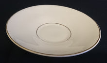 Lade das Bild in den Galerie-Viewer, UNTERTASSE - Porzellan, Zweifacher Goldrand Dekor

