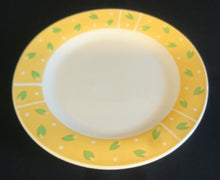 Lade das Bild in den Galerie-Viewer, 2er Set DESSERTTELLER - Porzellan, Blätter Punkte Abstrakt Dekor
