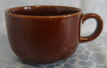 Lade das Bild in den Galerie-Viewer, KAFFEETASSE &quot;Friesland&quot; - Keramik / Steingut, Einfärbiges Dekor
