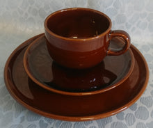 Lade das Bild in den Galerie-Viewer, KAFFEETASSE &quot;Friesland&quot; - Keramik / Steingut, Einfärbiges Dekor
