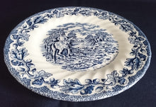 Lade das Bild in den Galerie-Viewer, 2er Set DESSERTTELLER &quot;Country Life&quot; - Keramik / Steingut (Fine Staffordshire Ware), Englisches Landleben Scenen Motiv Dekor, Hand graviert
