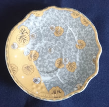 Lade das Bild in den Galerie-Viewer, UNTERTASSE - Porzellan, Muschelform Glänzend &amp; Matt Modern Dekor
