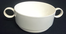 Lade das Bild in den Galerie-Viewer, SUPPENTASSE - Porzellan, Klassisch Style, Zweifärbiges Dekor
