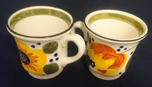 Lade das Bild in den Galerie-Viewer, KAFFEETASSE &quot;Madeira&quot; - Keramik / Steingut, Sonnenblumen Blüten Pflanzen Motiv Randdekor, Handbemalt
