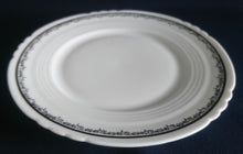 Lade das Bild in den Galerie-Viewer, 2er Set DESSERTTELLER - Porzellan, Goldrand Linien Abstrakt Ranken Girlanden Motiv Dekor
