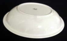 Lade das Bild in den Galerie-Viewer, SUPPENTELLER - Porzellan, Blauer Rand Regenbogenfarben Striche Linien Dekor
