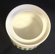Lade das Bild in den Galerie-Viewer, ZUCKERDOSE OHNE DECKEL - Porzellan, Porzellan, Karo Ovalkreis Geometrisches Dekor
