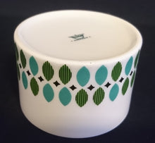 Lade das Bild in den Galerie-Viewer, ZUCKERDOSE OHNE DECKEL - Porzellan, Porzellan, Karo Ovalkreis Geometrisches Dekor
