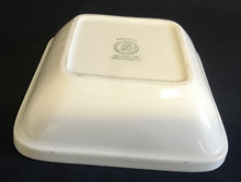 Lade das Bild in den Galerie-Viewer, SCHALE - Porzellan, Einfärbiges Klassisch Dekor
