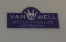 Lade das Bild in den Galerie-Viewer, UNTERTASSE - Porzellan, Blatt Blätter Äste Zweige Geäst Linien Motiv Dekor
