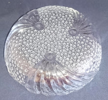 Lade das Bild in den Galerie-Viewer, BEILAGEN- SALATSCHALE - Hartglas, Pressglas Klar Punkte Bläschen Blasen Kreise Tupfen Quer Linien Abstrakt Motiv Dekor
