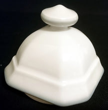 Lade das Bild in den Galerie-Viewer, 3er Set MILCHKÄNNCHEN &amp; ZUCKERDOSE MIT DECKEL - Porzellan, Rand Linien Relief Motiv Dekor
