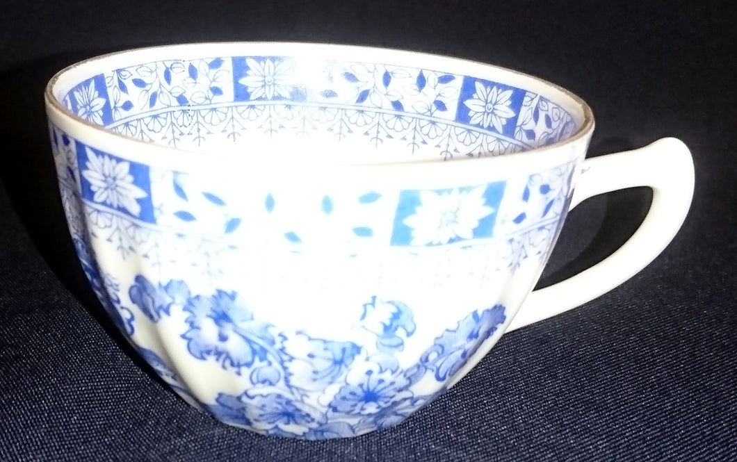 KAFFEETASSE - Porzellan, China Blau Goldrand Relief Dekor