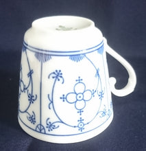 Lade das Bild in den Galerie-Viewer, KAFFEETASSE - Porzellan, Klassisch Style, Indisch Blau Strohblume Dekor
